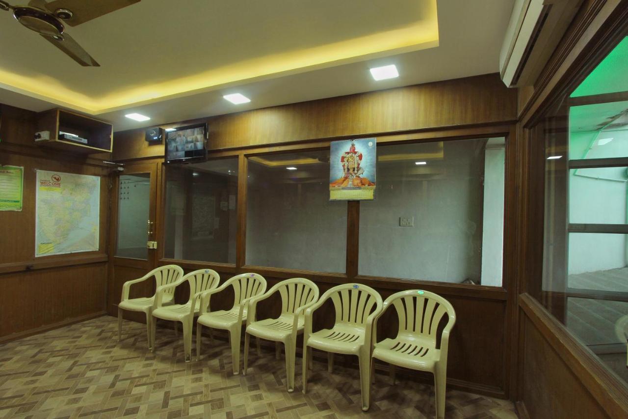 Oyo Flagship 16345 Pkn Residency Hotel Madurai Exterior foto